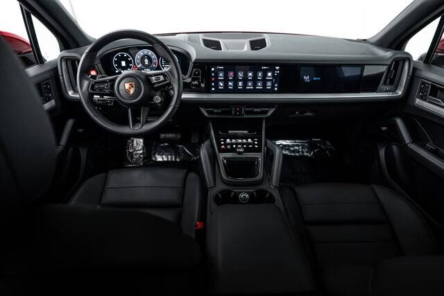 2025 Cayenne picture #12