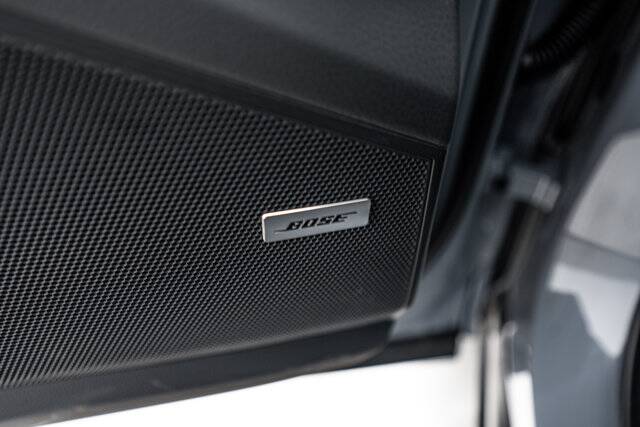 2025 Cayenne picture #19