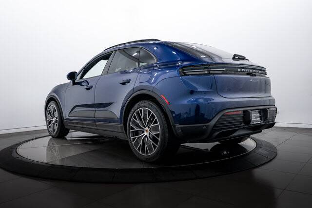 2025 Macan Electric 4 picture #3