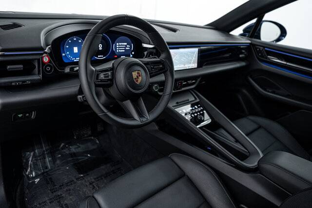 2025 Macan Electric 4 picture #4