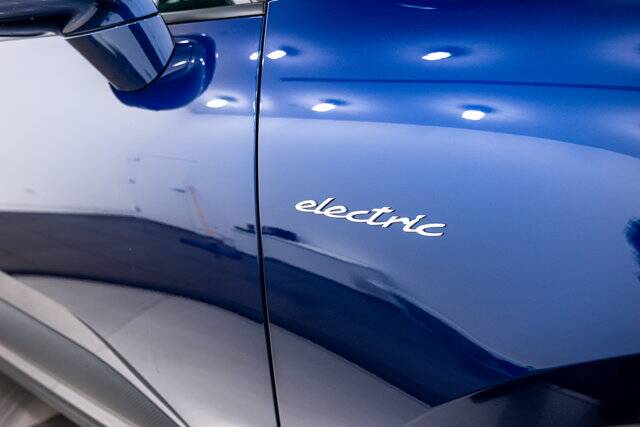 2025 Macan Electric 4 picture #26