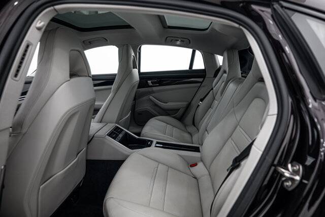 2017 Panamera picture #23