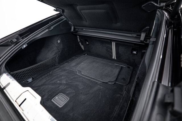 2017 Panamera picture #25