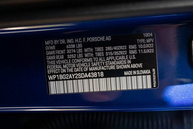 2025 Cayenne Coupe GTS picture #28