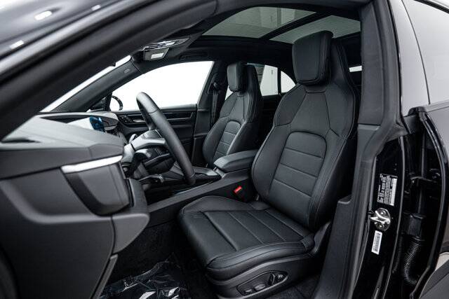 2025 Macan Electric 4 picture #5