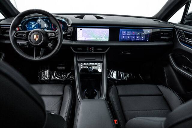 2025 Macan Electric 4 picture #12