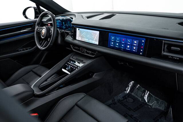 2025 Macan Electric 4 picture #16