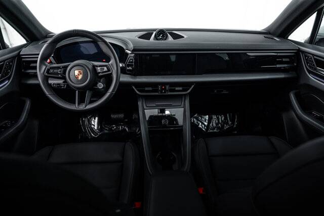 2025 Macan Electric picture #12