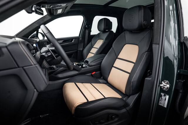 2026 Cayenne GTS picture #5