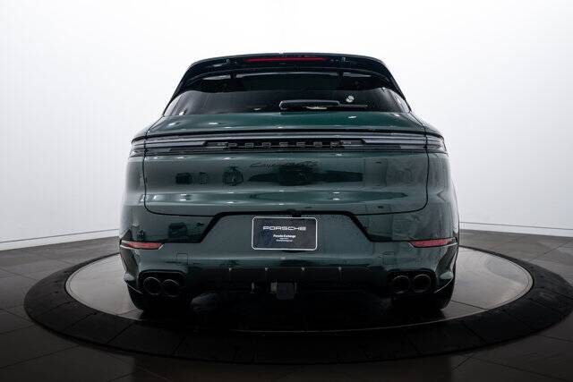 2026 Cayenne GTS picture #6