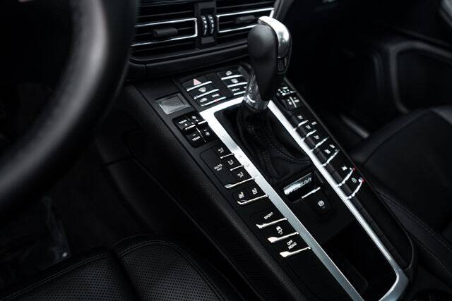 2021 Macan S picture #15