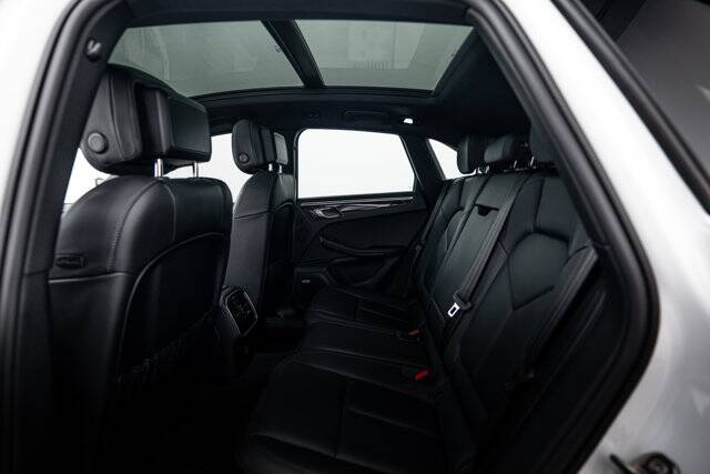 2021 Macan S picture #23