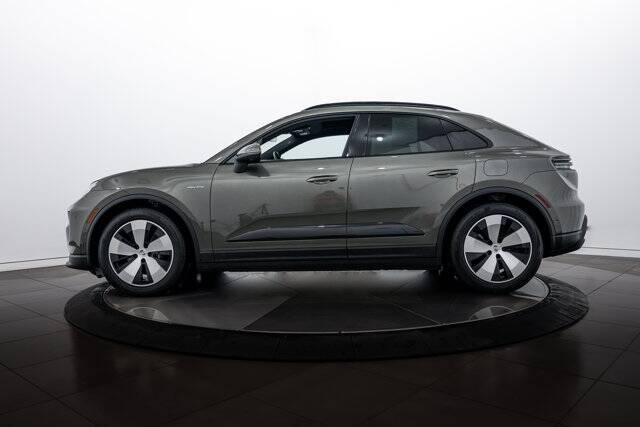 2025 Macan Electric 4 picture #2