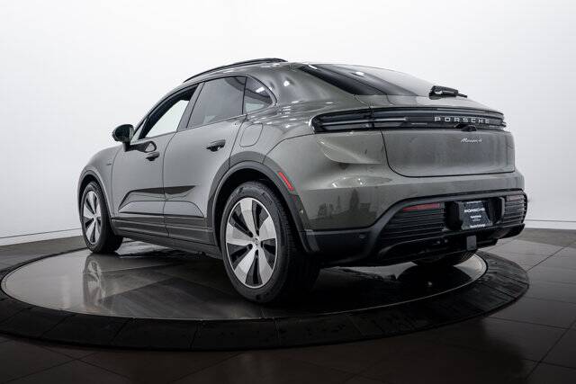 2025 Macan Electric 4 picture #3