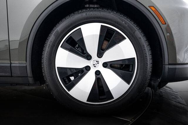 2025 Macan Electric 4 picture #11