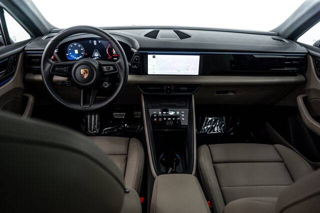 2025 Macan Electric 4 picture #12