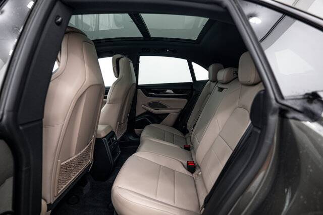 2025 Macan Electric 4 picture #23