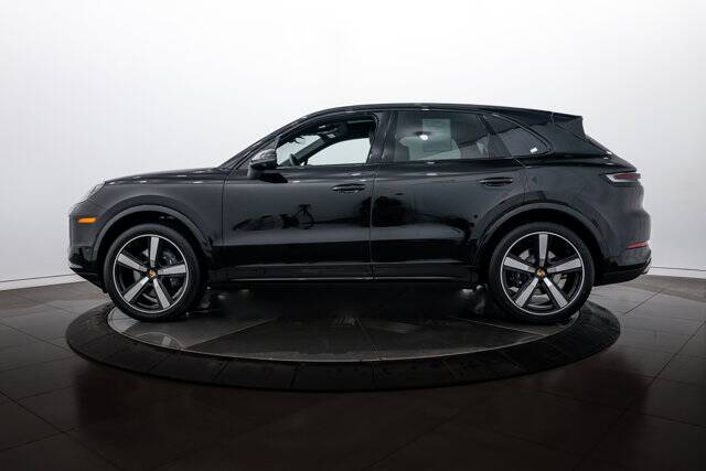 2026 Cayenne picture #2