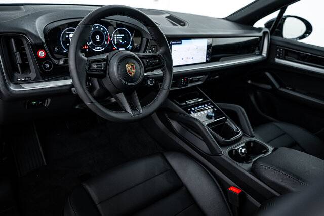 2026 Cayenne picture #4