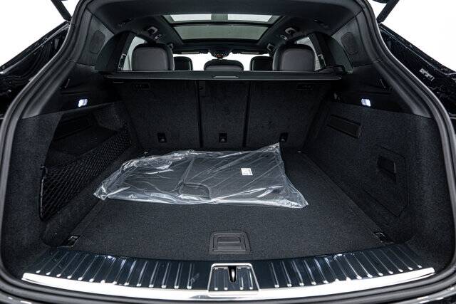 2026 Cayenne picture #25