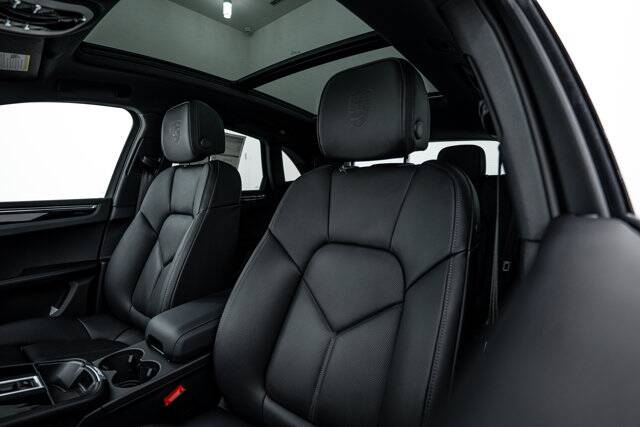 2026 Macan T picture #17