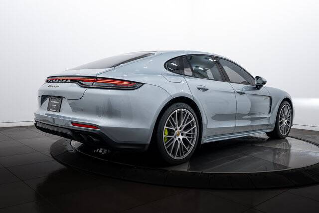 2022 Panamera 4 E-Hybrid picture #7