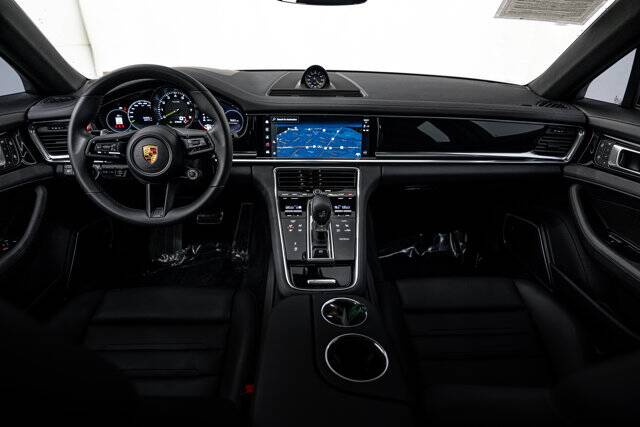 2022 Panamera 4 E-Hybrid picture #12
