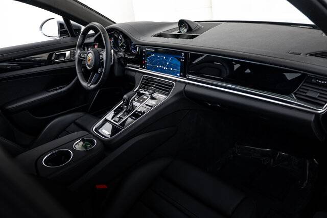 2022 Panamera 4 E-Hybrid picture #14