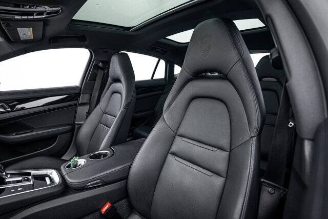 2022 Panamera 4 E-Hybrid picture #17