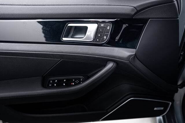 2022 Panamera 4 E-Hybrid picture #19