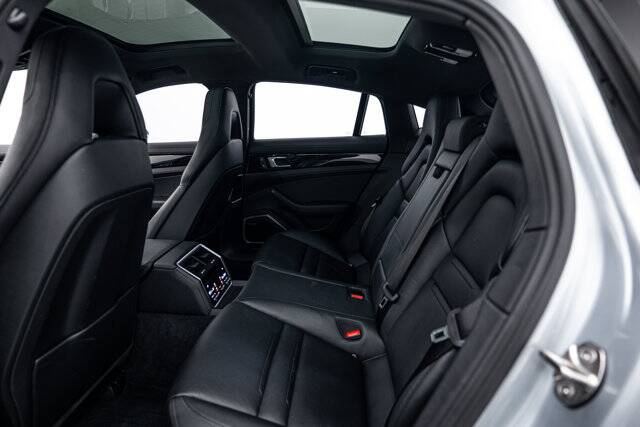 2022 Panamera 4 E-Hybrid picture #22