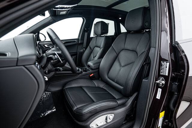 2026 Macan picture #5