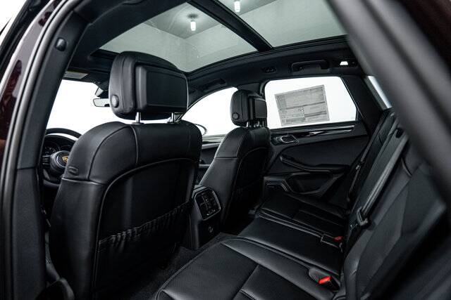 2026 Macan picture #23