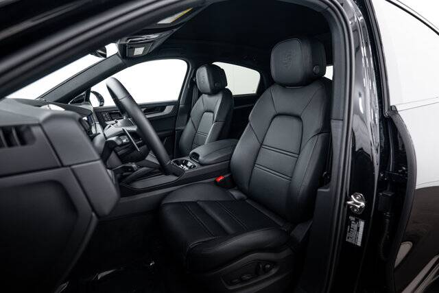 2026 Cayenne picture #5