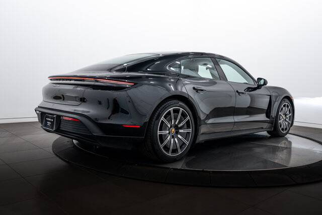 2024 Taycan picture #7