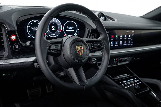 2025 Cayenne S picture #14