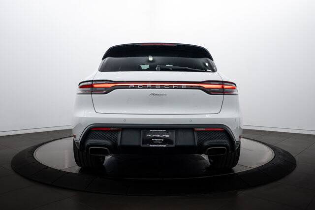 2026 Macan picture #6