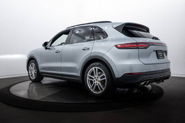 2022 Cayenne S picture #3