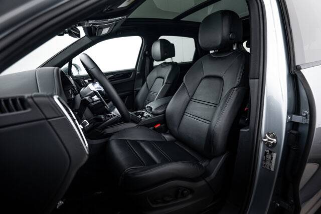 2022 Cayenne S picture #5