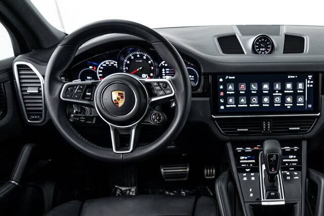 2022 Cayenne S picture #13