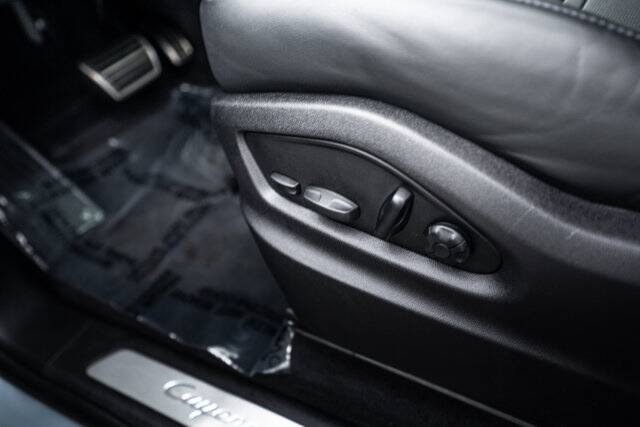 2022 Cayenne S picture #20