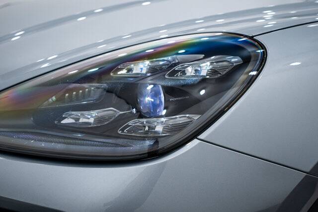 2022 Cayenne S picture #24