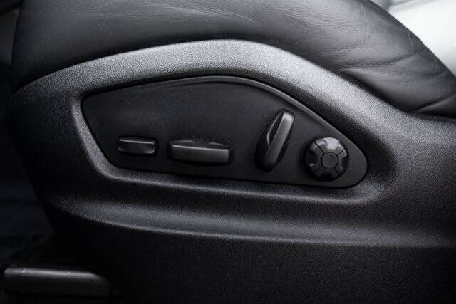 2022 Cayenne Platinum Edition picture #15