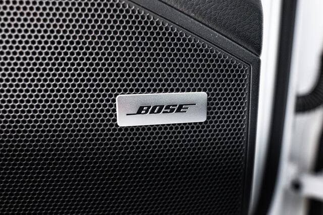 2022 Cayenne Platinum Edition picture #16