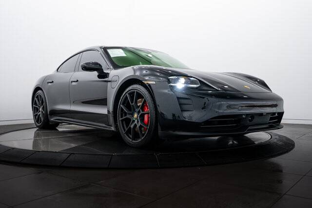 2022 Taycan GTS picture #9