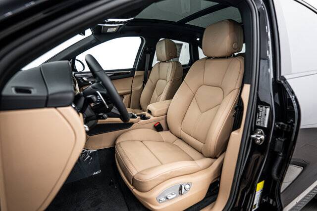 2026 Macan picture #5