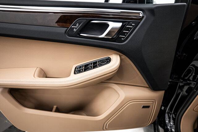 2026 Macan picture #17