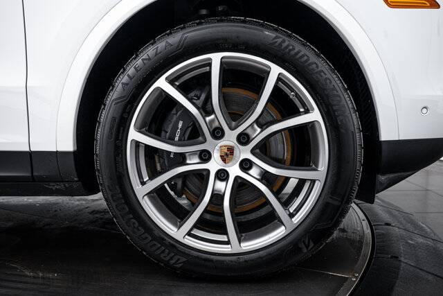 2026 Cayenne picture #11