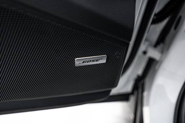 2026 Cayenne picture #18