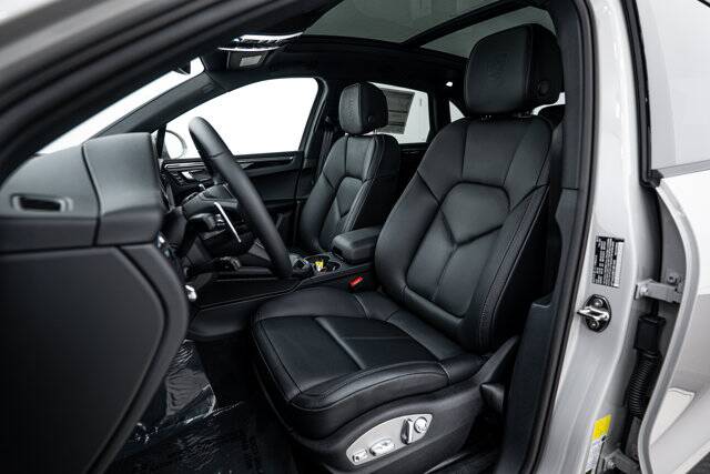 2026 Macan picture #5